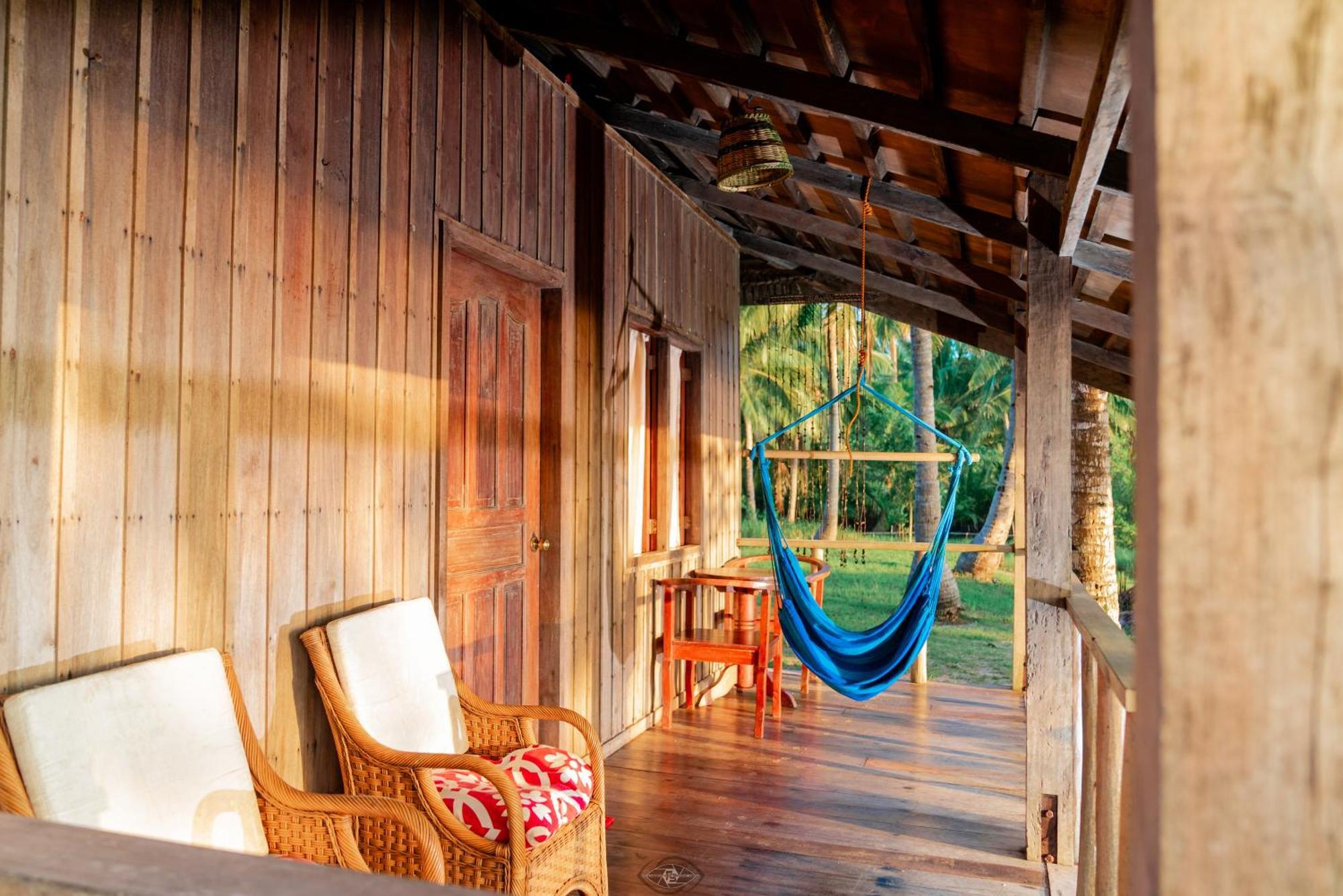 Playa Encantada Beach Resort El Nido Ngoại thất bức ảnh