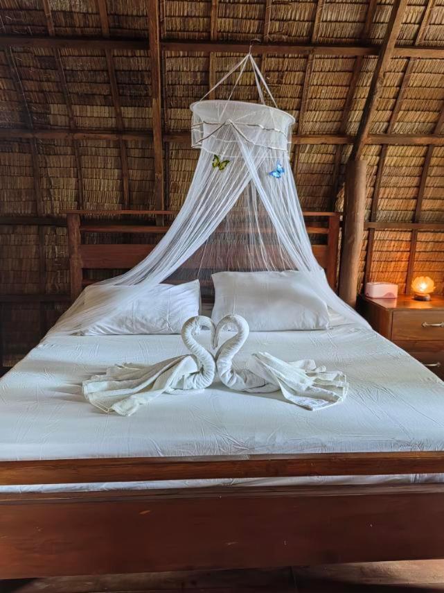 Playa Encantada Beach Resort El Nido Ngoại thất bức ảnh