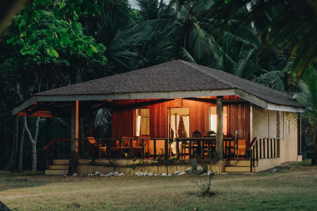 Playa Encantada Beach Resort El Nido Ngoại thất bức ảnh